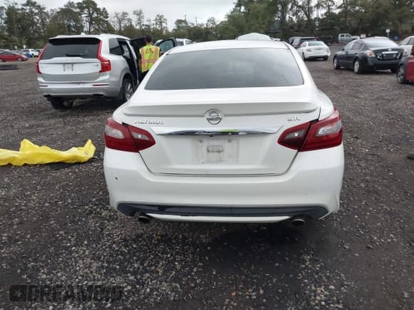 ✅ 2018 Nissan Altima S • VIN: 1N4AL3AP1JC256761 • Lot: 43309547. Listed on IAAI with Not provided. Free auction sales archive from the USA and detailed vehicle history report at DreamBid. Image 15.