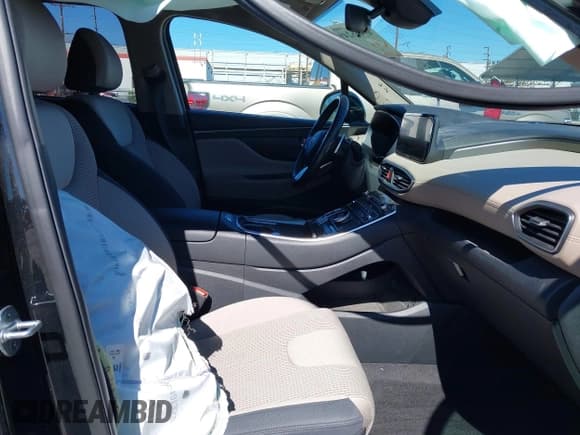 ✅ 2023 Hyundai Santa Fe SEL • VIN: 5NMS24AJ5PH516723 • Lot: 43466249. Wystawiony na IAAI z przebiegiem 16 789 mil. Bezpłatny archiwum sprzedaży aukcyjnych z USA i szczegółowy raport historii pojazdu na DreamBid. Zdjęcie 5.