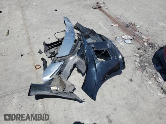 ✅ 2012 Mercedes-Benz M 63 AMG • VIN: 4JGDA7EB6CA063390 • Lot: 59197505. Wystawiony na Copart z przebiegiem Nie podano. Bezpłatny archiwum sprzedaży aukcyjnych z USA i szczegółowy raport historii pojazdu na DreamBid. Zdjęcie 13.