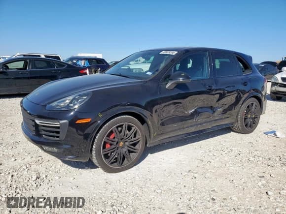 ✅ 2016 Porsche Cayenne GTS • VIN: WP1AD2A28GLA72320 • Lot: 90809395. Wystawiony na Copart z przebiegiem 113 878 mil. Bezpłatny archiwum sprzedaży aukcyjnych z USA i szczegółowy raport historii pojazdu na DreamBid. Zdjęcie 1.