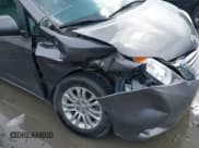 ✅ 2017 Toyota Sienna XLE Auto Access Seat • VIN: 5TDYZ3DC0HS814303 • Lot: 42358222. Listed on IAAI with 89,720 mi. Free auction sales archive from the USA and detailed vehicle history report at DreamBid. Image 6.