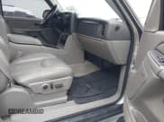 ✅ 2004 Chevrolet Tahoe LT • VIN: 1GNEK13Z34R161967 • Lot: 41288314. Listed on IAAI with 203,899 mi. Free auction sales archive from the USA and detailed vehicle history report at DreamBid. Image 5.