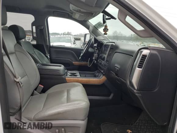 2015 Chevrolet Silverado 3500HD LTZ с VIN 1GC4K0C8XFF573426, выставлен на аукционе Copart как лот 85896784 с пробегом 104 104 миль миль и Списание • Salvage title. История ставок и продаж доступна на DreamBid. Изображение 5.