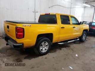 ✅ 2015 Chevrolet Silverado 1500 LT • VIN: 3GCUKREC2FG384855 • Лот: 65576144. Опубликован ранее на Copart с пробегом 316 412 миль. Бесплатный доступ к архиву аукционных продаж из США и подробный отчёт об истории автомобиля на DreamBid. Изображение 3.