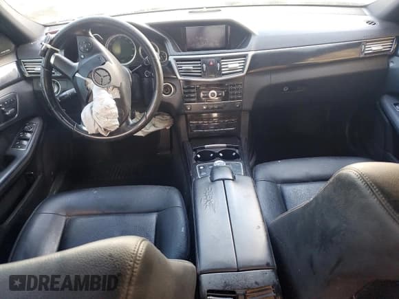 ✅ 2011 Mercedes-Benz E 350 Sport • VIN: WDDHF5GB3BA379357 • Lot: 81919795. Wystawiony na Copart z przebiegiem Nie podano. Bezpłatny archiwum sprzedaży aukcyjnych z USA i szczegółowy raport historii pojazdu na DreamBid. Zdjęcie 8.