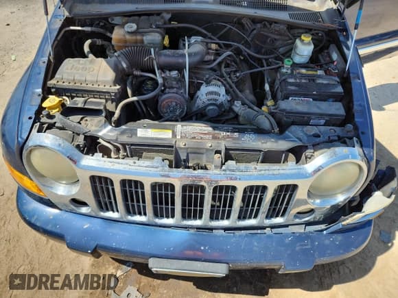 ✅ 2005 Jeep Liberty Limited • VIN: 1J4GK58K95W538190 • Lot: 65353325. Listed on Copart with 237,424 mi. Free auction sales archive from the USA and detailed vehicle history report at DreamBid. Image 12.