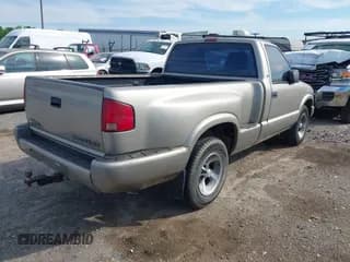 ✅ 1999 Chevrolet S-10 • VIN: 1GCCS144XX8186944 • Лот: 42250440. Опубликован ранее на IAAI с пробегом 182 741 миль. Бесплатный доступ к архиву аукционных продаж из США и подробный отчёт об истории автомобиля на DreamBid. Изображение 4.
