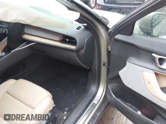 ✅ 2021 Polestar 2 Launch Edition • VIN: LPSED3KA7ML009020 • Лот: 42300549. Опубликован ранее на IAAI с пробегом 30 914 миль. Бесплатный доступ к архиву аукционных продаж из США и подробный отчёт об истории автомобиля на DreamBid. Изображение 5.