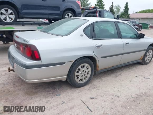 ✅ 2002 Chevrolet Impala • VIN: 2G1WF55E129215981 • Lot: 42285344. Wystawiony na IAAI z przebiegiem 99 611 mil. Bezpłatny archiwum sprzedaży aukcyjnych z USA i szczegółowy raport historii pojazdu na DreamBid. Zdjęcie 4.