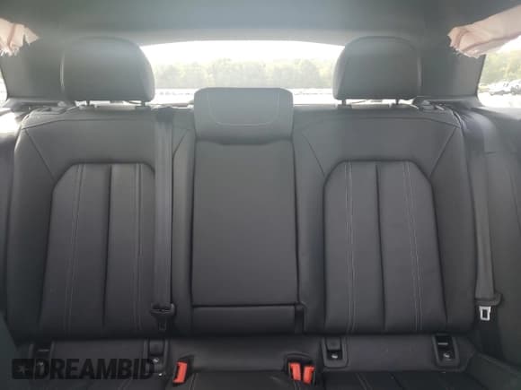 ✅ 2024 Audi Q4 e-tron Premium Plus • VIN: WA1L2BFZ6RP014847 • Лот: 81253825. Опубликован ранее на Copart с пробегом Не указан. Бесплатный доступ к архиву аукционных продаж из США и подробный отчёт об истории автомобиля на DreamBid. Изображение 10.