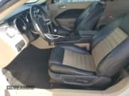 ✅ 2008 Ford Mustang GT Deluxe • VIN: 1ZVHT82H185142185 • Lot: 90108635. Wystawiony na Copart z przebiegiem 107 068 mil. Bezpłatny archiwum sprzedaży aukcyjnych z USA i szczegółowy raport historii pojazdu na DreamBid. Zdjęcie 7.