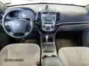 2009 Hyundai Santa Fe GLS z VIN 5NMSG73D09H260651, wystawiony jako Copart lot #62047574 z przebiegiem 169 486 mil mil oraz Szkoda całkowita • Salvage title. Historia ofert i sprzedaży dostępna na DreamBid. Obrazek 8.