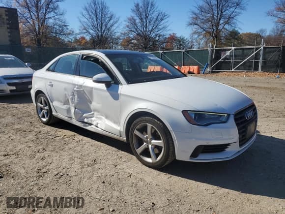 ✅ 2016 Audi A3 Premium • VIN: WAUA7GFF7G1068785 • Лот: 91269935. Опубликован ранее на Copart с пробегом 90 023 миль. Бесплатный доступ к архиву аукционных продаж из США и подробный отчёт об истории автомобиля на DreamBid. Изображение 4.