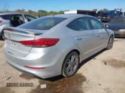 ✅ 2017 Hyundai Elantra SE • VIN: 5NPD84LF2HH176550 • Лот: 43526521. Опубликован ранее на IAAI с пробегом 138 836 миль. Бесплатный доступ к архиву аукционных продаж из США и подробный отчёт об истории автомобиля на DreamBid. Изображение 4.
