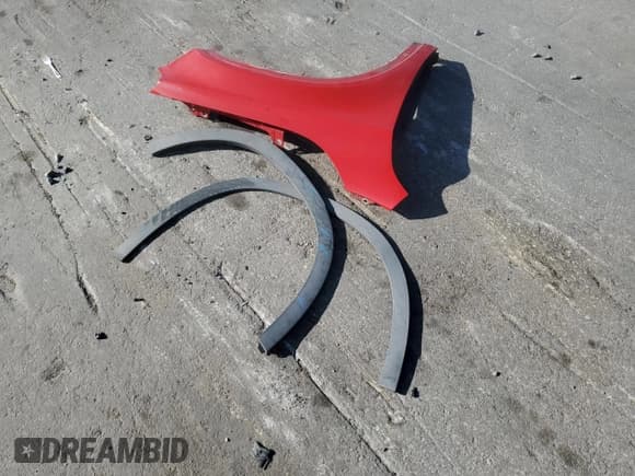 ✅ 2018 Mercedes-Benz GLA 250 • VIN: WDCTG4EB3JJ422232 • Лот: 91633245. Опубликован ранее на Copart с пробегом 94 066 миль. Бесплатный доступ к архиву аукционных продаж из США и подробный отчёт об истории автомобиля на DreamBid. Изображение 13.