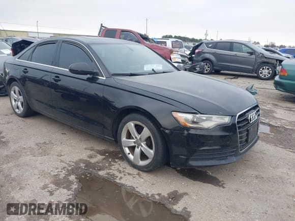 ✅ 2012 Audi A6 Premium Plus • VIN: WAUDFAFC7CN120261 • Lot: 41566292. Wystawiony na IAAI z przebiegiem 164 022 mil. Bezpłatny archiwum sprzedaży aukcyjnych z USA i szczegółowy raport historii pojazdu na DreamBid. Zdjęcie 1.