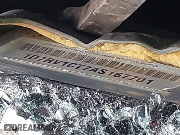 ✅ 2010 Dodge 1500 SLT • VIN: 1D7RV1CT7AS167701 • Lot: 40809595. Wystawiony na IAAI z przebiegiem Nie podano. Bezpłatny archiwum sprzedaży aukcyjnych z USA i szczegółowy raport historii pojazdu na DreamBid. Zdjęcie 9.