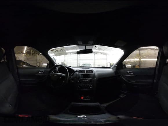 ✅ 2018 Ford Police Interceptor Utility • VIN: 1FM5K8AR0JGC75626 • Лот: 43339207. Опубликован ранее на IAAI с пробегом 100 798 миль. Бесплатный доступ к архиву аукционных продаж из США и подробный отчёт об истории автомобиля на DreamBid. Изображение 19.