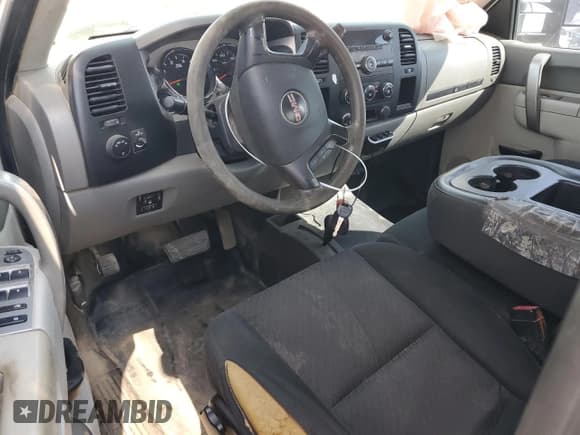 ✅ 2013 GMC Sierra 2500HD Work Truck • VIN: 1GT22ZC81DZ229751 • Lot: 71376114. Listed on Copart with 88,272 mi. Free auction sales archive from the USA and detailed vehicle history report at DreamBid. Image 8.