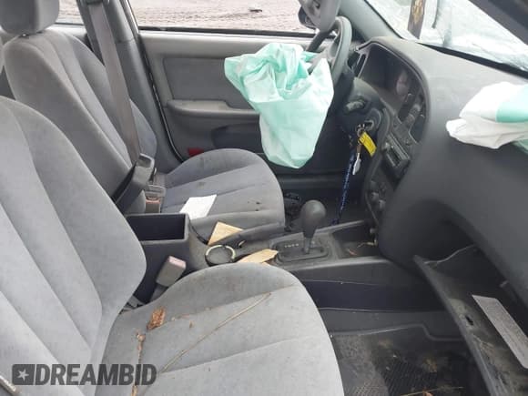 ✅ 2004 Hyundai Elantra GLS • VIN: KMHDN46D64U856692 • Lot: 41825104. Wystawiony na IAAI z przebiegiem Nie podano. Bezpłatny archiwum sprzedaży aukcyjnych z USA i szczegółowy raport historii pojazdu na DreamBid. Zdjęcie 5.