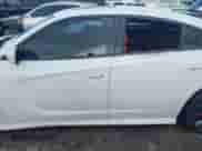 2015 Dodge Charger SRT Hellcat z VIN 2C3CDXL99FH836323, wystawiony jako IAAI lot #42445379 z przebiegiem 26 791 mil mil oraz . Historia ofert i sprzedaży dostępna na DreamBid. Obrazek 14.