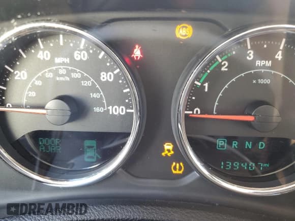 ✅ 2017 Jeep Wrangler Unlimited Sport • VIN: 1C4BJWDG9HL733982 • Lot: 86607005. Wystawiony na Copart z przebiegiem 139 407 mil. Bezpłatny archiwum sprzedaży aukcyjnych z USA i szczegółowy raport historii pojazdu na DreamBid. Zdjęcie 9.