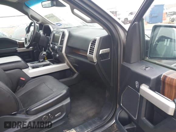 ✅ 2015 Ford F-150 XLT • VIN: 1FTFX1EF1FFB62489 • Lot: 41503088. Listed on IAAI with 133,658 mi. Free auction sales archive from the USA and detailed vehicle history report at DreamBid. Image 5.