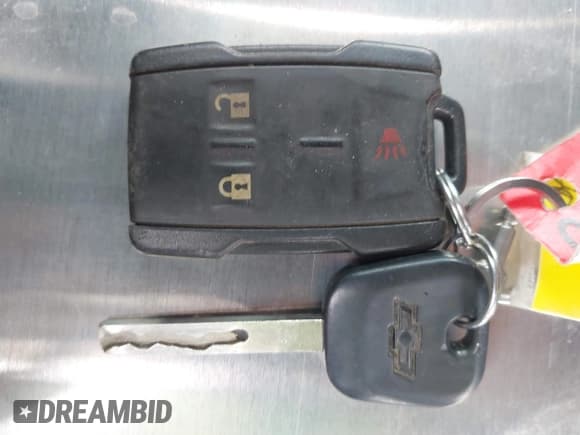 ✅ 2017 Chevrolet Silverado 2500HD Work Truck • VIN: 1GC1KUEY2HF235285 • Лот: 41755373. Опубликован ранее на IAAI с пробегом 185 277 миль. Бесплатный доступ к архиву аукционных продаж из США и подробный отчёт об истории автомобиля на DreamBid. Изображение 11.