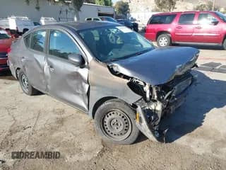 ✅ 2016 Nissan Versa S • VIN: 3N1CN7AP3GL890304 • Lot: 43787169. Listed on IAAI with 168,659 mi. Free auction sales archive from the USA and detailed vehicle history report at DreamBid. Image 1.