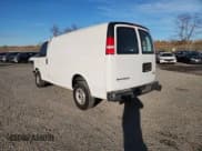 ✅ 2021 GMC Savana Cargo • VIN: 1GTW7AFP3M1270954 • Lot: 81899314. Wystawiony na Copart z przebiegiem 29 640 mil. Bezpłatny archiwum sprzedaży aukcyjnych z USA i szczegółowy raport historii pojazdu na DreamBid. Zdjęcie 2.