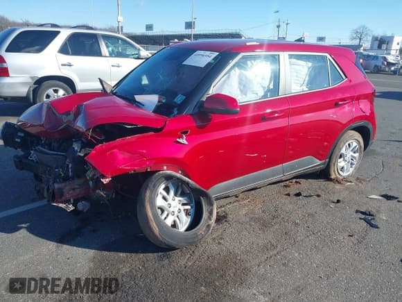 ✅ 2022 Hyundai Venue SE • VIN: KMHRB8A3XNU155272 • Lot: 40996954. Listed on IAAI with Not provided. Free auction sales archive from the USA and detailed vehicle history report at DreamBid. Image 2.