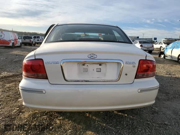 2003 Hyundai Sonata GLS с VIN KMHWF35H33A910342, выставлен на аукционе Copart как лот 42789435 с пробегом 127 344 миль миль и Списание • Salvage title. История ставок и продаж доступна на DreamBid. Изображение 6.