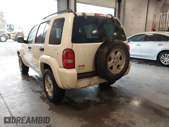 ✅ 2004 Jeep Liberty Limited • VIN: 1J8GL58K94W219611 • Lot: 43419568. Wystawiony na IAAI z przebiegiem 158 006 mil. Bezpłatny archiwum sprzedaży aukcyjnych z USA i szczegółowy raport historii pojazdu na DreamBid. Zdjęcie 3.