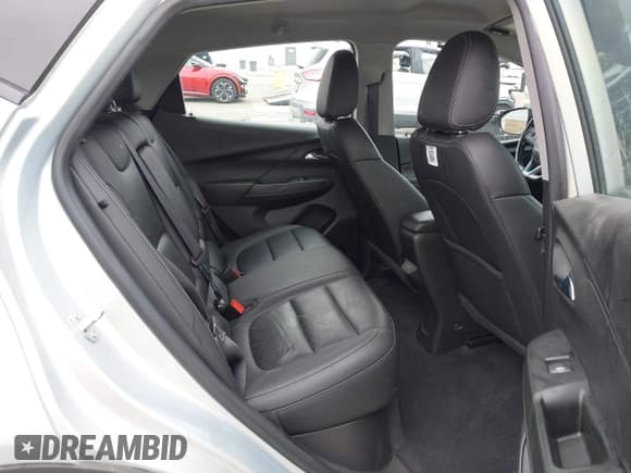 ✅ 2022 Chevrolet Bolt EV 2LT • VIN: 1G1FX6S08N4119154 • Lot: 42484203. Wystawiony na IAAI z przebiegiem 48 613 mil. Bezpłatny archiwum sprzedaży aukcyjnych z USA i szczegółowy raport historii pojazdu na DreamBid. Zdjęcie 8.