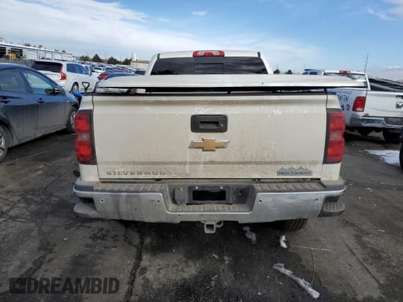 ✅ 2014 Chevrolet Silverado 1500 High Country • VIN: 3GCUKTEJ3EG498342 • Лот: 43144305. Опубликован ранее на Copart с пробегом 141 679 миль. Бесплатный доступ к архиву аукционных продаж из США и подробный отчёт об истории автомобиля на DreamBid. Изображение 6.