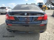 ✅ 2013 BMW 7 Series 740Li • VIN: WBAYE4C50DD137499 • Лот: 90041035. Опубликован ранее на Copart с пробегом 87 822 миль. Бесплатный доступ к архиву аукционных продаж из США и подробный отчёт об истории автомобиля на DreamBid. Изображение 6.