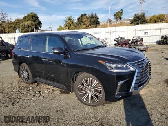 ✅ 2018 Lexus LX 570 • VIN: JTJHY7AX8J4252344 • Lot: 72175163. Wystawiony na Copart z przebiegiem 34 635 mil. Bezpłatny archiwum sprzedaży aukcyjnych z USA i szczegółowy raport historii pojazdu na DreamBid. Zdjęcie 4.