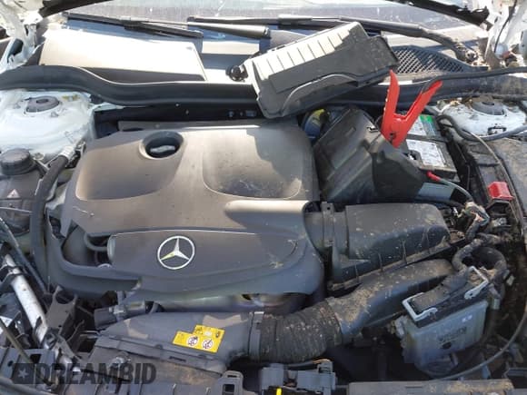 ✅ 2019 Mercedes-Benz GLA 250 • VIN: WDCTG4EB2KU001666 • Lot: 43202639. Wystawiony na IAAI z przebiegiem 59 072 mil. Bezpłatny archiwum sprzedaży aukcyjnych z USA i szczegółowy raport historii pojazdu na DreamBid. Zdjęcie 10.