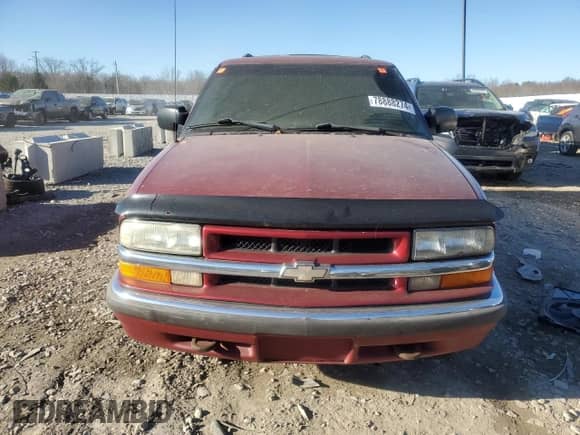 2000 Chevrolet Blazer LS z VIN 1GNDT13W1Y2308767, wystawiony jako Copart lot #78888274 z przebiegiem Nie podano mil oraz Nie do naprawy • Non repairable. Historia ofert i sprzedaży dostępna na DreamBid. Obrazek 5.
