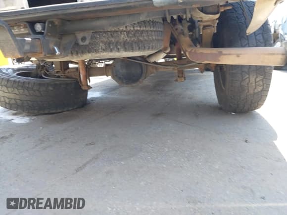 ✅ 2001 GMC Sierra 1500 SLE • VIN: 1GTEK19T11E181309 • Лот: 42105688. Опубликован ранее на IAAI с пробегом 158 314 миль. Бесплатный доступ к архиву аукционных продаж из США и подробный отчёт об истории автомобиля на DreamBid. Изображение 15.