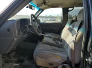 ✅ 2005 GMC Sierra 1500 • VIN: 1GTJC33235F813444 • Lot: 74541684. Wystawiony na Copart z przebiegiem 520 838 mil. Bezpłatny archiwum sprzedaży aukcyjnych z USA i szczegółowy raport historii pojazdu na DreamBid. Zdjęcie 7.