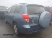 ✅ 2006 Toyota RAV4 • VIN: JTMZD33V366010418 • Lot: 43893475. Wystawiony na IAAI z przebiegiem 186 686 mil. Bezpłatny archiwum sprzedaży aukcyjnych z USA i szczegółowy raport historii pojazdu na DreamBid. Zdjęcie 3.