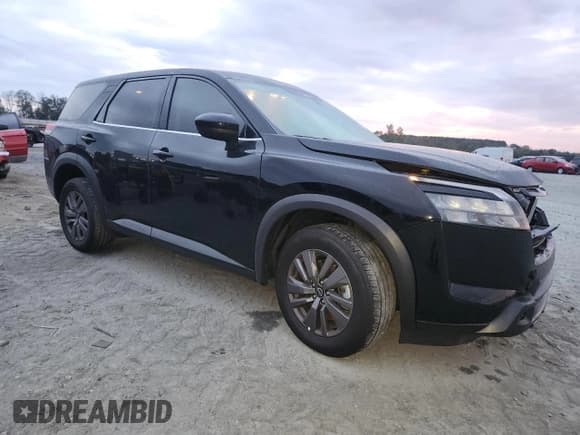 ✅ 2024 Nissan Pathfinder S • VIN: 5N1DR3AC9RC313265 • Lot: 85279355. Wystawiony na Copart z przebiegiem 30 758 mil. Bezpłatny archiwum sprzedaży aukcyjnych z USA i szczegółowy raport historii pojazdu na DreamBid. Zdjęcie 4.