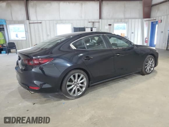 ✅ 2019 Mazda 3 Select • VIN: JM1BPBAM3K1138078 • Lot: 62401105. Listed on Copart with 46,419 mi. Free auction sales archive from the USA and detailed vehicle history report at DreamBid. Image 3.