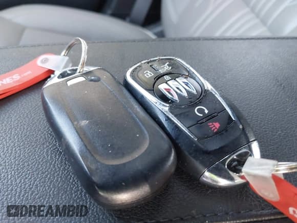 ✅ 2024 Buick Envista Avenir • VIN: KL47LCE25RB200479 • Lot: 41812792. Listed on IAAI with 37,537 mi. Free auction sales archive from the USA and detailed vehicle history report at DreamBid. Image 11.