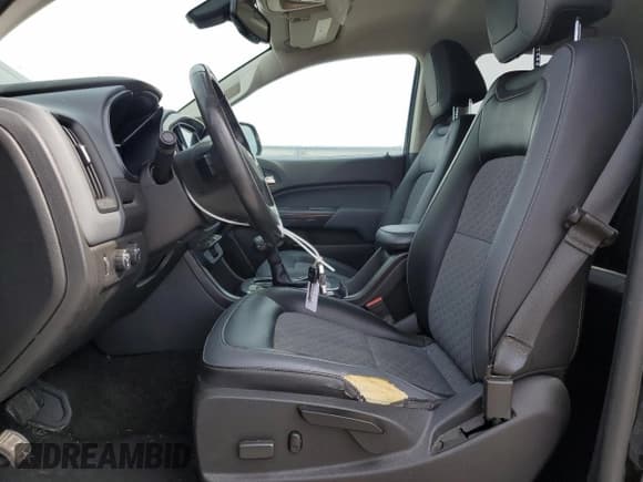 ✅ 2018 Chevrolet Colorado 4WD Z71 • VIN: 1GCGTDEN9J1192144 • Лот: 53122125. Опубликован ранее на Copart с пробегом 170 032 миль. Бесплатный доступ к архиву аукционных продаж из США и подробный отчёт об истории автомобиля на DreamBid. Изображение 7.