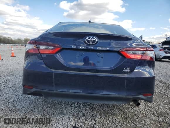 2022 Toyota Camry LE с VIN 4T1R11BK3NU060035, выставлен на аукционе Copart как лот 89728225 с пробегом 25 477 миль миль и Списание • Salvage title. История ставок и продаж доступна на DreamBid. Изображение 6.