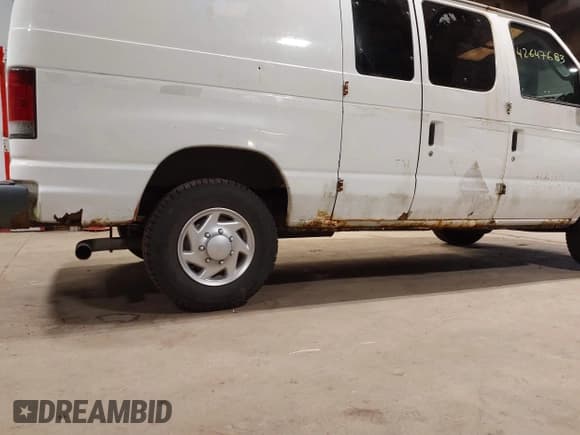 ✅ 2011 Ford Econoline Cargo Commercial • VIN: 1FTNE2EL1BDA18380 • Lot: 42647683. Listed on IAAI with 123,507 mi. Free auction sales archive from the USA and detailed vehicle history report at DreamBid. Image 6.