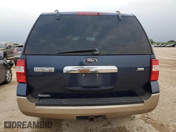 ✅ 2013 Ford Expedition XLT • VIN: 1FMJU1H55DEF33562 • Lot: 51381725. Listed on Copart with 151,074 mi. Free auction sales archive from the USA and detailed vehicle history report at DreamBid. Image 6.