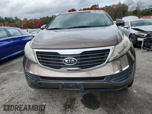 ✅ 2012 Kia Sportage LX • VIN: KNDPB3A28C7310712 • Lot: 91927855. Wystawiony na Copart z przebiegiem 147 839 mil. Bezpłatny archiwum sprzedaży aukcyjnych z USA i szczegółowy raport historii pojazdu na DreamBid. Zdjęcie 5.